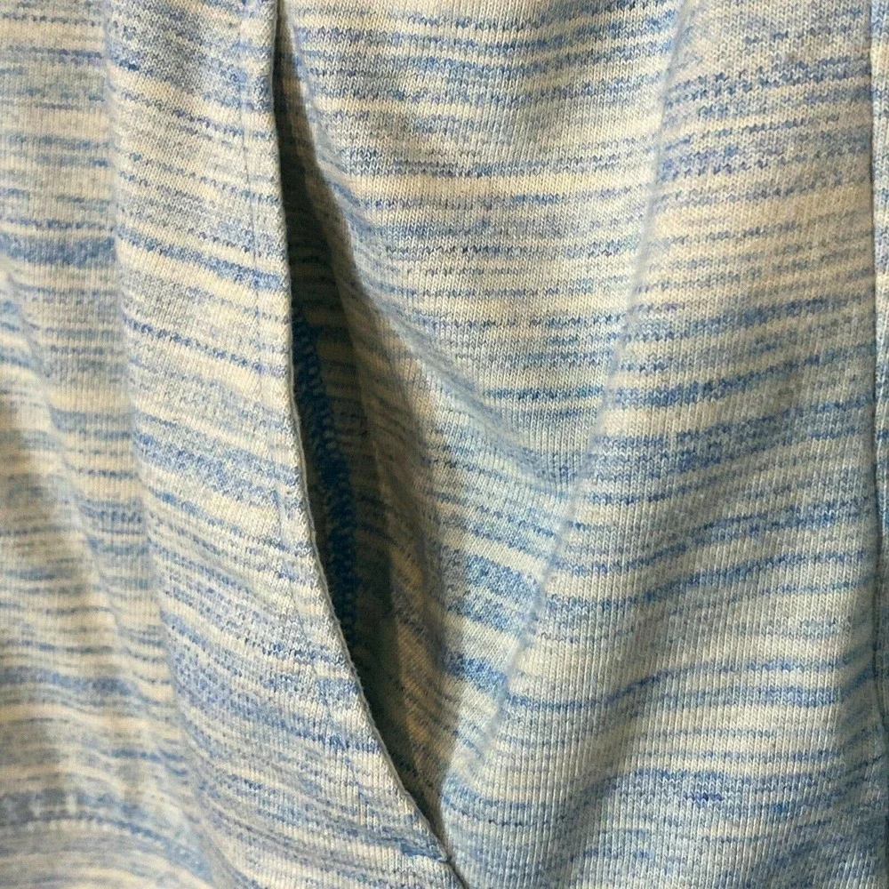 Nike Size Medium Sweatshirt Hoodie Women Heather Blue Gray  Long Sleeve Pullover